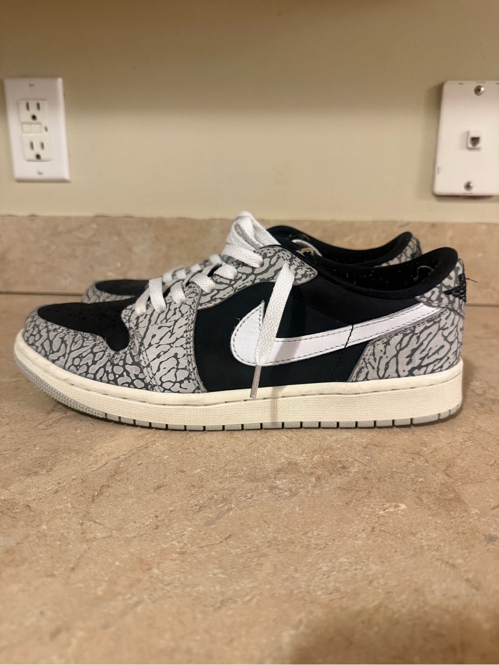 Nike Men’s Low-Top Sneakers in Black, White, and Gray Elephant Print